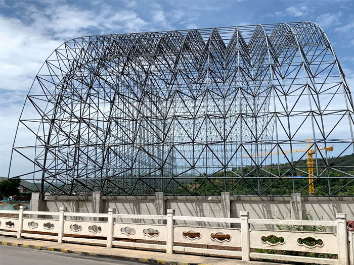 东营山寨矿储煤棚网架